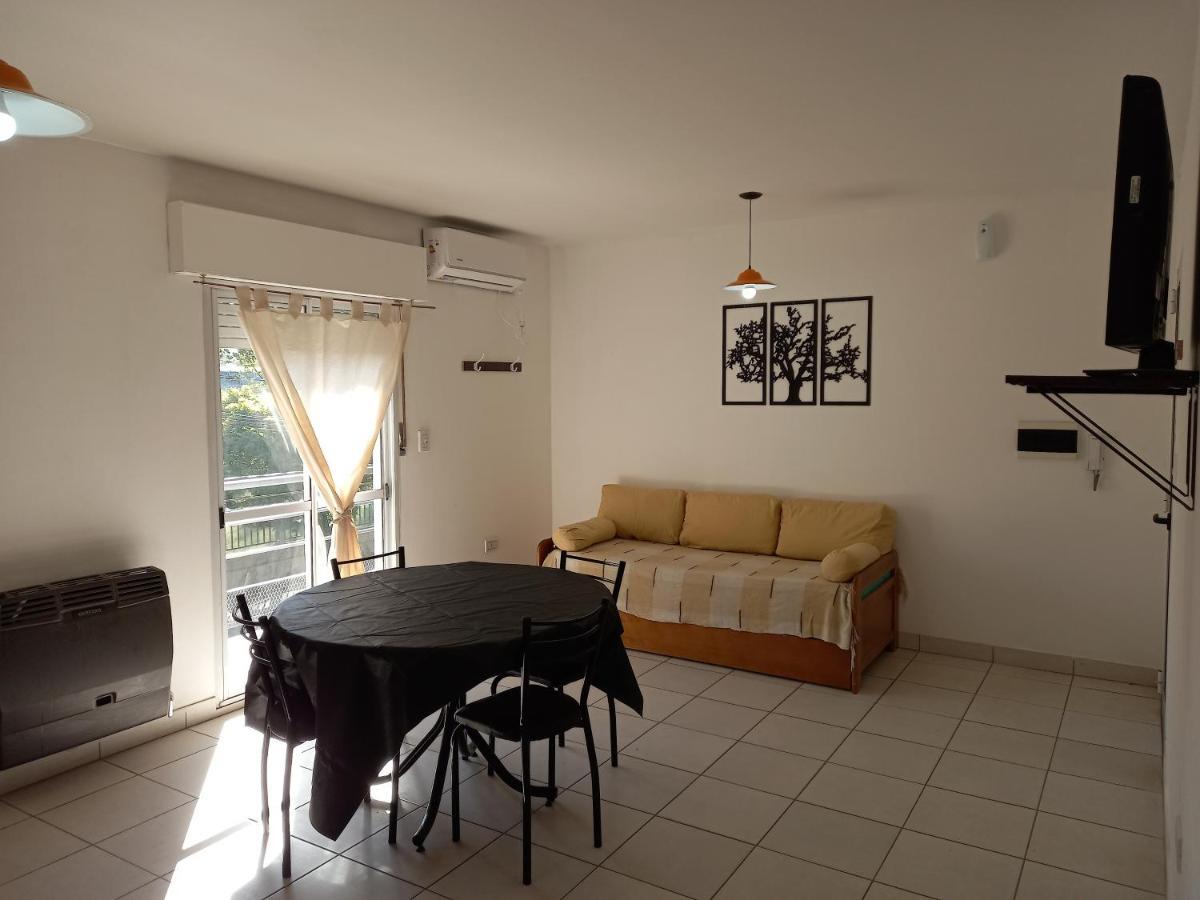 Appartement Departamentos Temporarios Raul B. Diaz à Santa Rosa  Extérieur photo