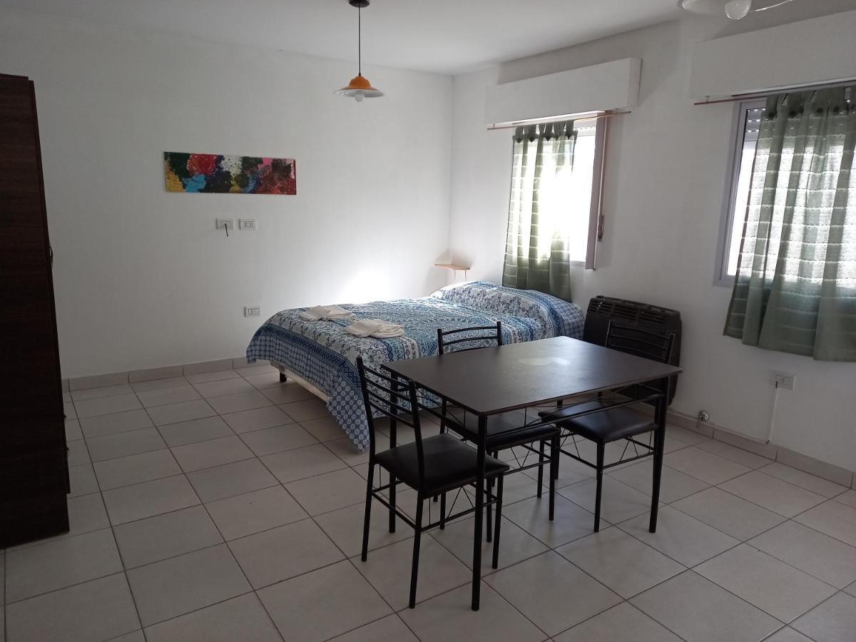 Appartement Departamentos Temporarios Raul B. Diaz à Santa Rosa  Extérieur photo